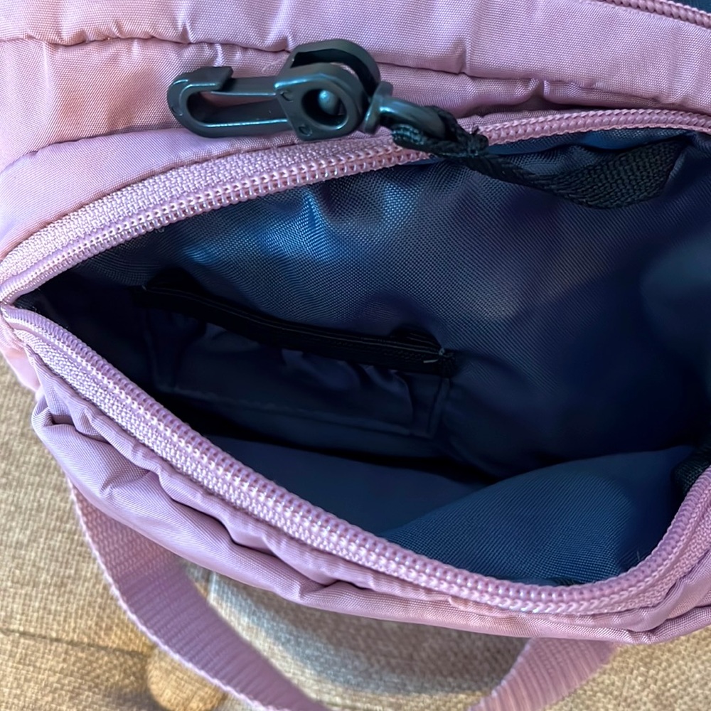 Adidas Must Have Waist Pack - Picture 4 of 9